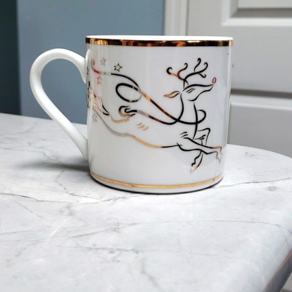 Rudolph Flying Right Gold Rimmed Mug - Picture 1 of 7